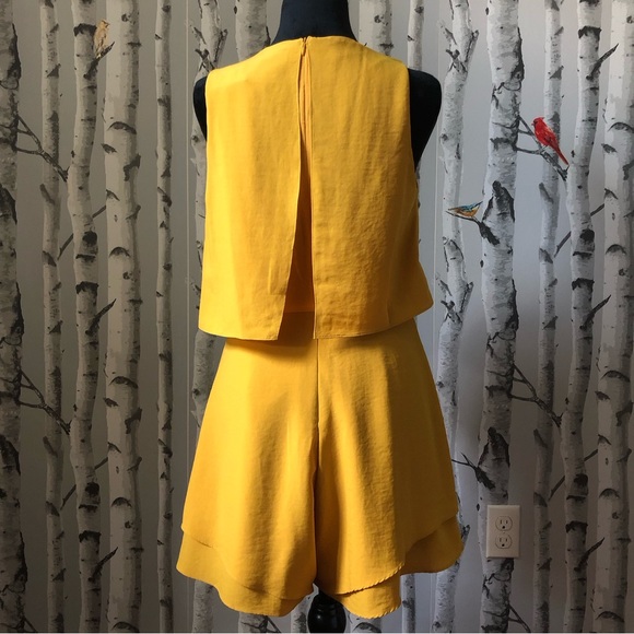 Gold Romper - Picture 6 of 7